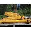 Image 1 : PALLET W/ASST. CATEPILLAR RADIATOR & HYDRAULIC CYLINDERS