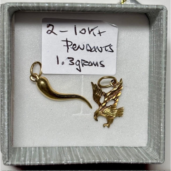 2 - 10KT PENDANTS, 1.3G