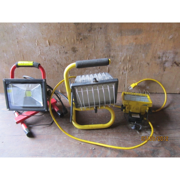 3 SM. SPOTLIGHTS