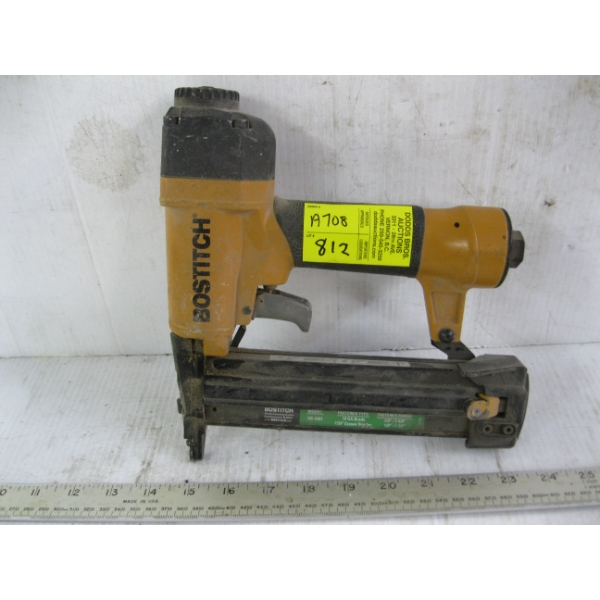 BOSTICH BRAD NAILER