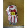 Image 2 : 3 PAIR OF SZ 2XL GLOVES