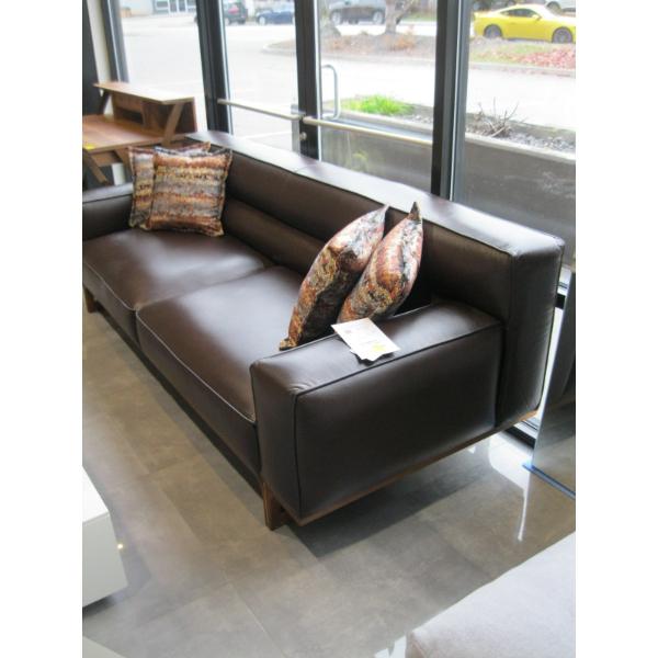 MATCHING OMEGA DARK BROWN OMEGA SOFA