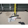 Image 3 : BUNDLE OF MOP, PUSH BROOM, ETC.