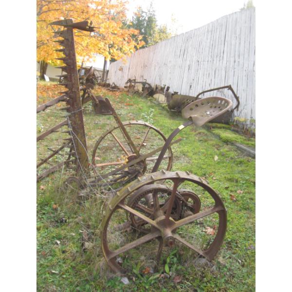 DEERING SICKLE MOWER