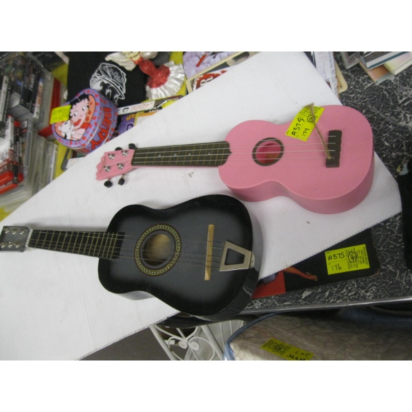 2 UKULELEs