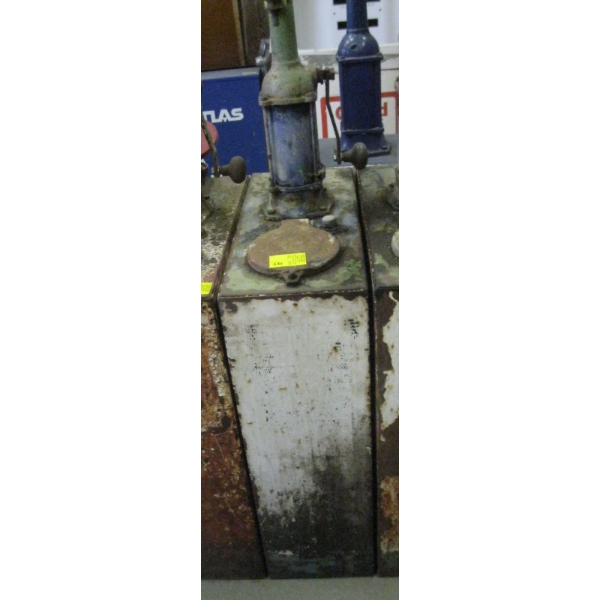 WAYNE OIL PUMP & TANK