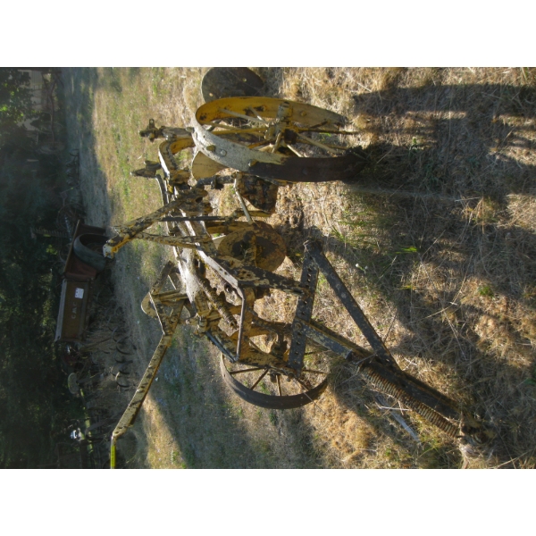 2 BOTTOM PLOW