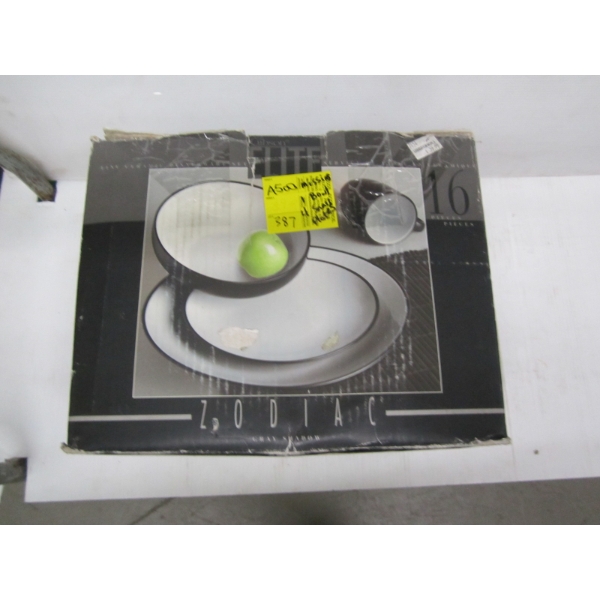 PART SET OF DISHES - MISSING 1 BOWL & 4 SMALL PLATES