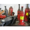 Image 1 : 2 MOTOMASTER HYDRAULIC BOTTLE JACKS & A SCISSOR JACK