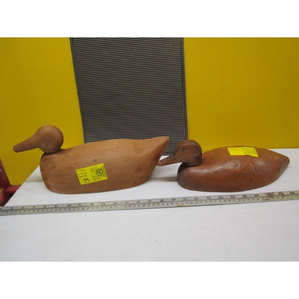 2 VINTAGE WOODEN DUCK DECOYS