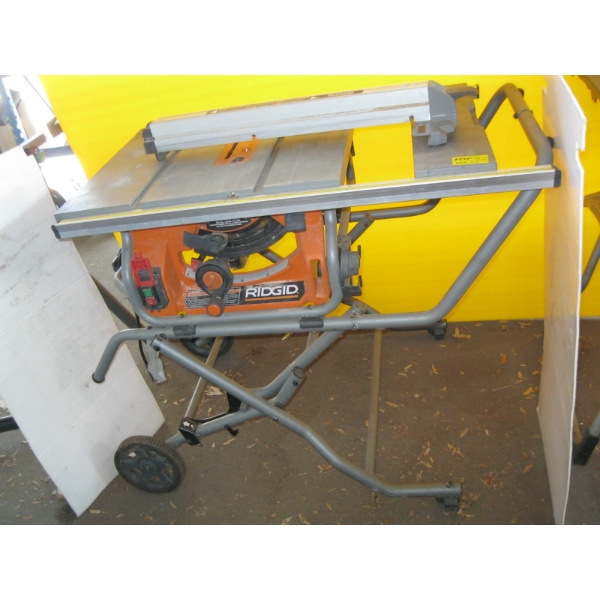 RIGID TABLE SAW ON STAND
