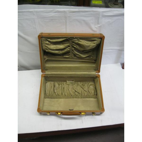 VINTAGE SAMSONITE SUITCASE