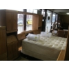 Image 5 : QUEEN SIZE BOX SPRING & MATTRESS W/ROLLER FRAME