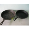 Image 3 : SET OF 4 CAST IRON FRYING PANS