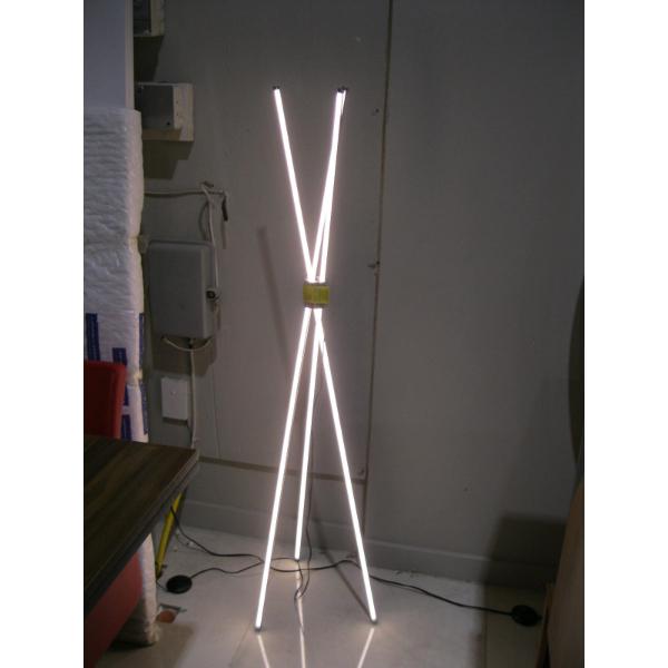 LED TRIPOD FLOOR LAMP