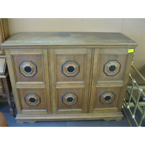 3 DOOR STORAGE CABINET