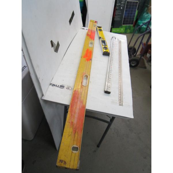 LG. LEVEL, STANELY FAT MAX LEVEL & BOSH DEPTH MEASURE