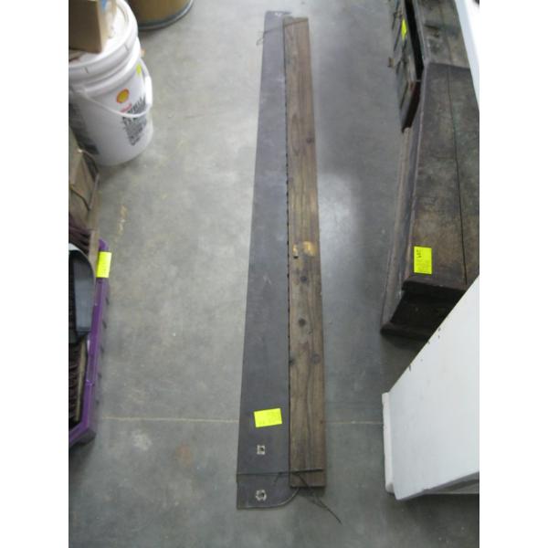 5 1/2' CROSSCUT SAW BLADE W/WOOD COVER - NO HANDLES
