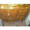 Image 2 : 5 DRAWER ANTIQUE MIRRORED DRESSER W/FIGURED WALNUT WOOD