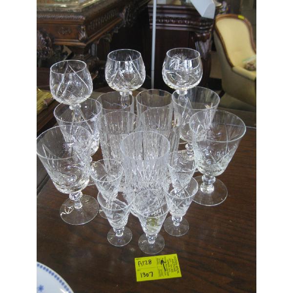 ASST. CRYSTAL WINE & WATER GLASSES