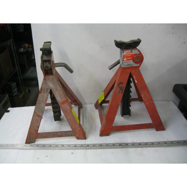 PAIR OF 6 TON AXLE STANDS