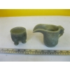 Image 2 : CHINESE CARVED VESSEL - JADE W/STAND