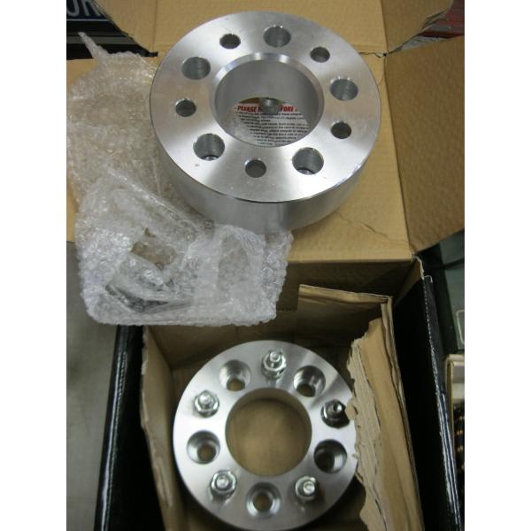 BILLET ALUMINUM WHEEL ADAPTERS  - SET OF 4 - OLDER MUSTANG 60s-70s (FOR NEW MUSTANG RIMS)
