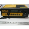 Image 2 : DEWALT 30 AMP BATTERY CHARGER 80AMP ENGINE START