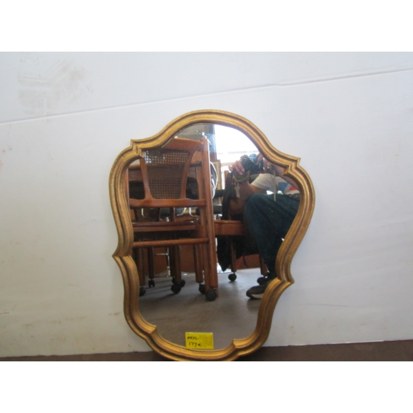 GOLD FRAMED DECORATIVE MIRROR