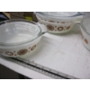 Image 2 : SET OF JAJ ENGLISH PYREX TOLEDO BAKING DISHES
