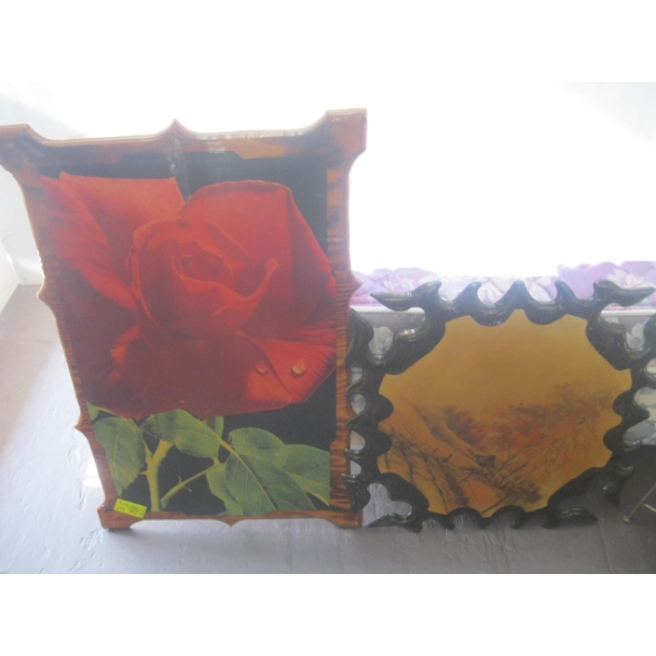 2 DECOUPAGE PICTURES