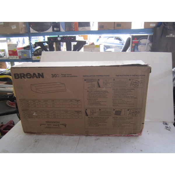 BRAUN 30" RANGE HOOD IN BOX