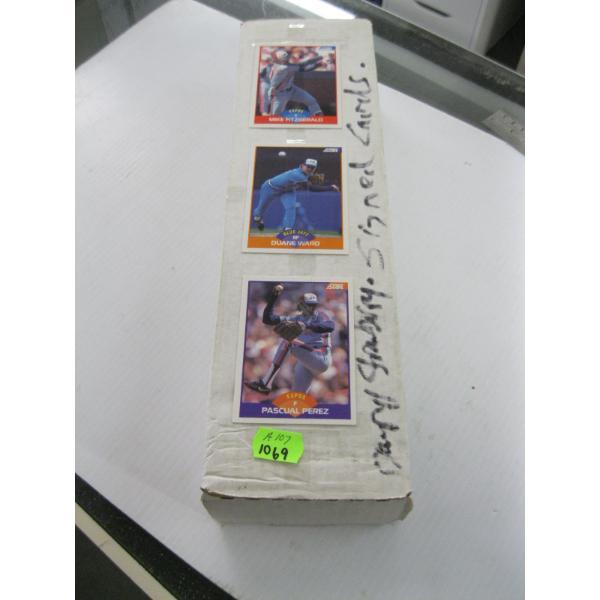 BASEBALL CARDS