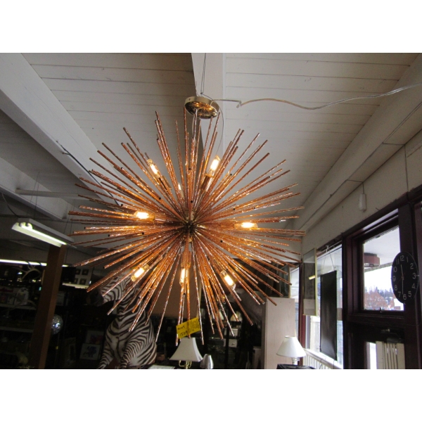DECORATIVE SPIKED LIGHT FIXTURE