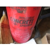 Image 2 : CONCRETE PRESSURIZED SPRAYER TANK