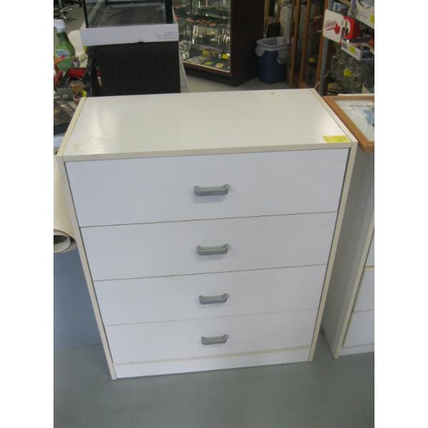 WHITE 4 DRAWER CHEST OF DRAWERS