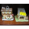 Image 2 : 4 VILLAGE HOUSES CANDLE HOLDERS