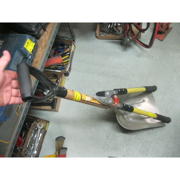 ALUMINUM SHOVEL & PAIR OF PRUNERS