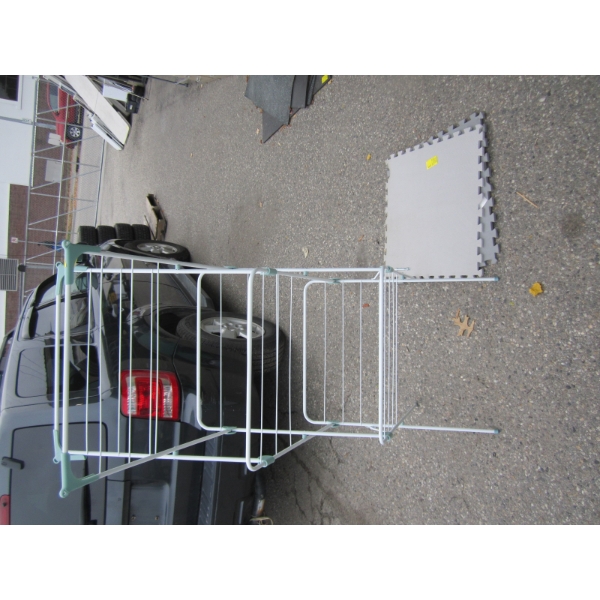 DRYING RACK & FOAM PADS