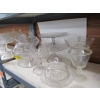 Image 2 : 8 PIECES OF VINTAGE GLASSWARE