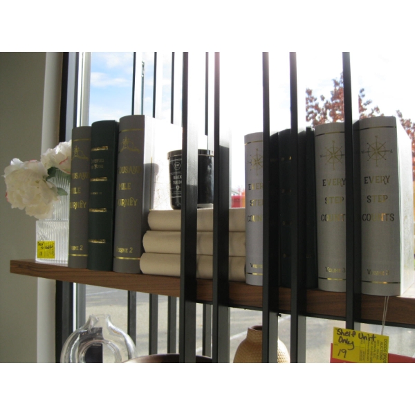DÉCOR ON SHELF - ARTIFICIAL BOOKS, SCENTED CANDLE, ETC.