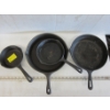 Image 2 : 4 CAST IRON PANS