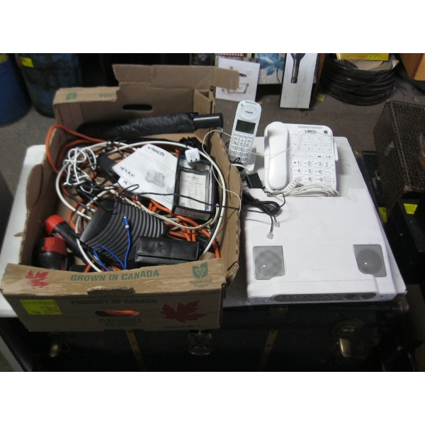 UNDERCOUNTER RADIO & BOX OF MISC. ELECTRONICS, UMBRELLA, ETC.