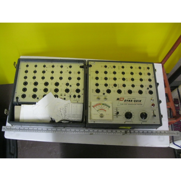 B&K DYNAQUICK TUBE & TRANSISTOR TESTER