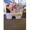 Image 4 : MISC. LIGHTBULBS, BROOM/DUST PAN, ETC.