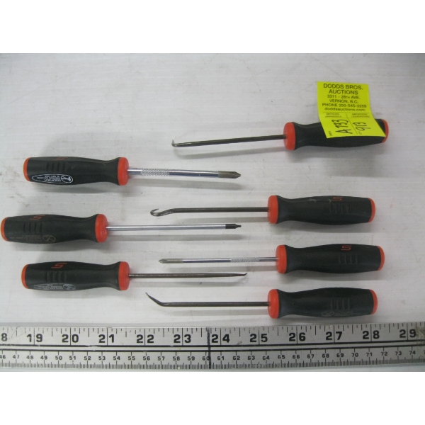 8 SNAP ON SCREWDRIVERS