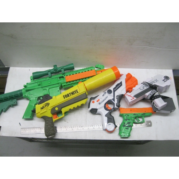 NERF GUNS