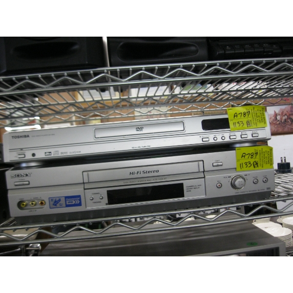 TOSHIBA DVD PLAYER & A SONY VHS PLAYER