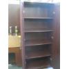 Image 3 : 2 DOOR STORAGE CABINET