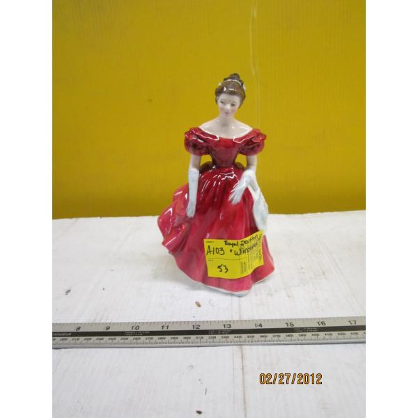 ROYAL DOULTON FIGURINE "WINSOME"